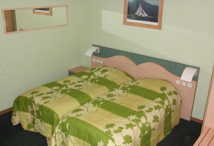 ホテル Hôtel Restaurant De L Europort