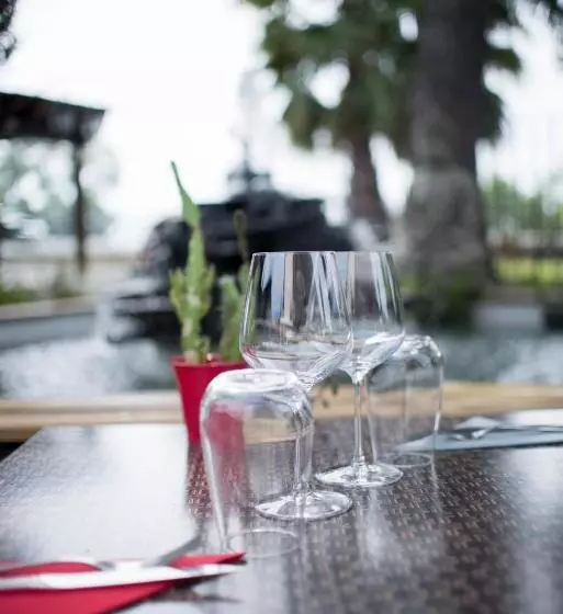 هتل Hôtel Restaurant Mon Auberge