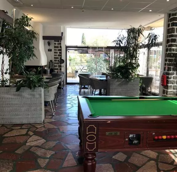 هتل Hôtel Restaurant Mon Auberge