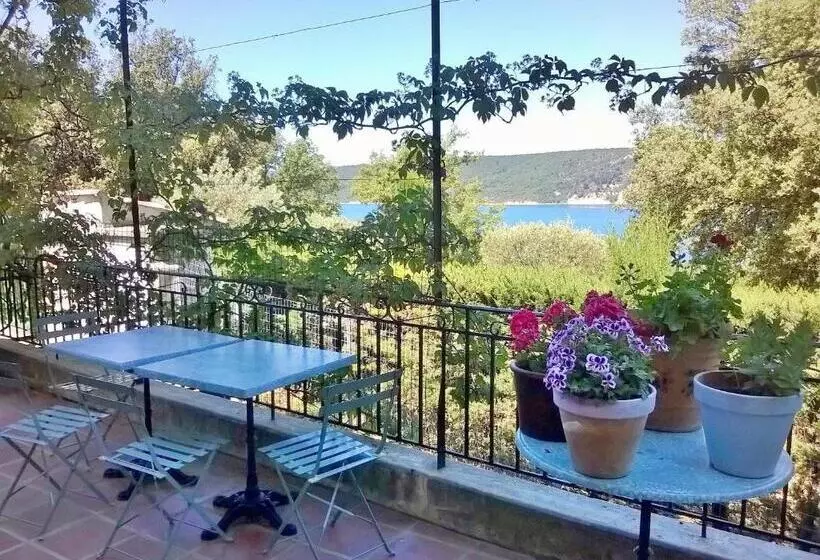 Hotelli Hôtel Sainte Anne