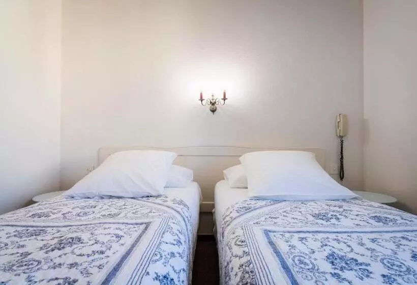 Hotelli Hôtel Sainte Anne