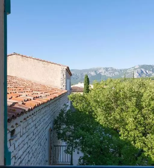 Hotelli Hôtel Sainte Anne