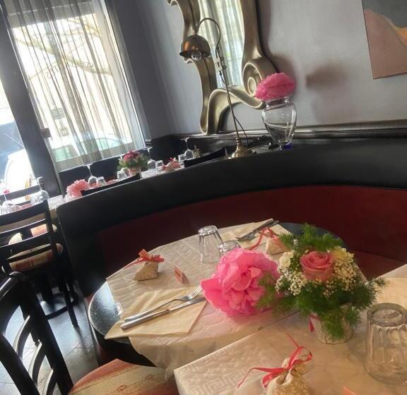 Отель L Olympique 1924