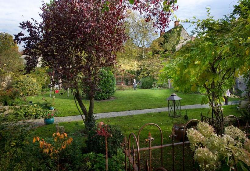 تختخواب و صبحانه Côté Jardin Chambres D Hôtes