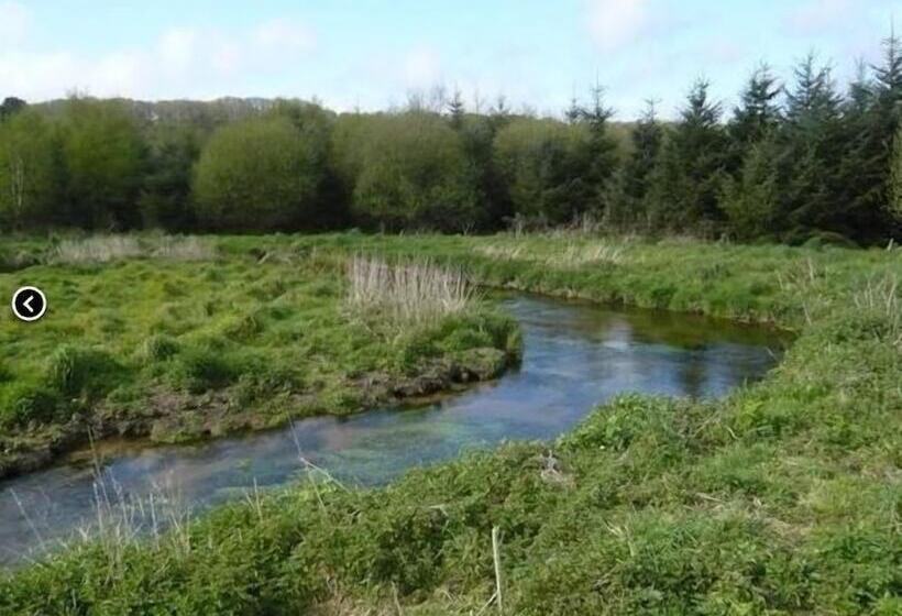 مبيت وإفطار Domaine De Lesvaniel