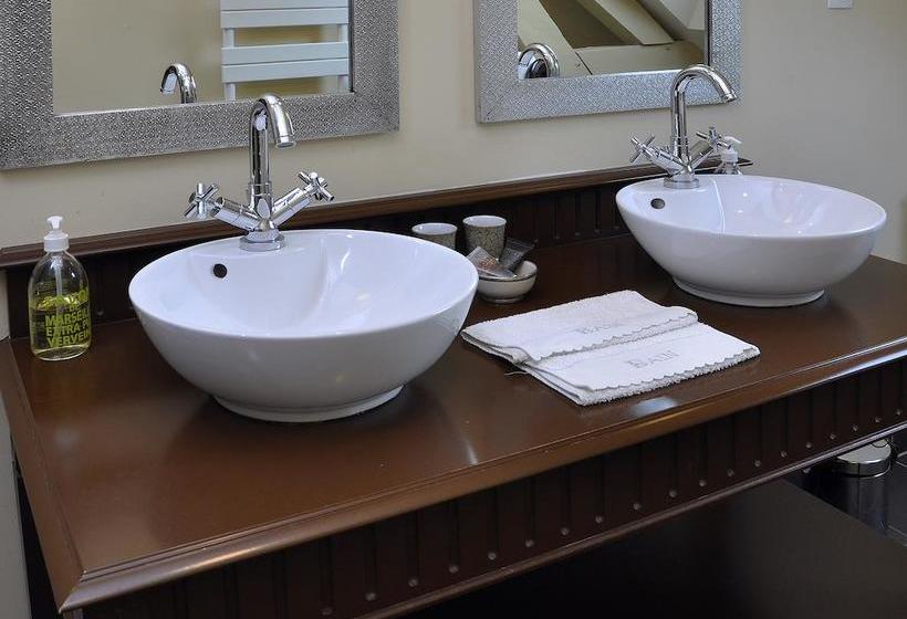 مبيت وإفطار La Demeure De L'ile