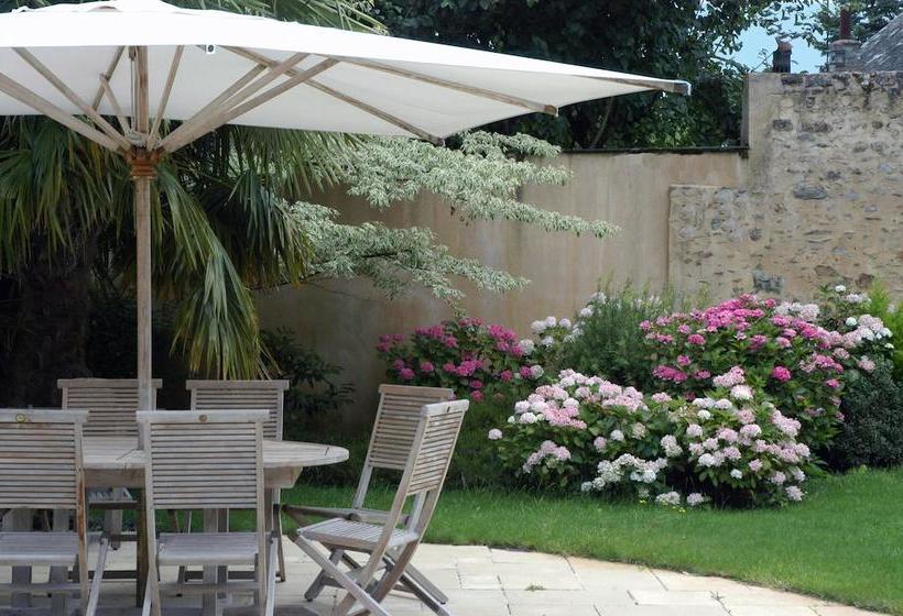 مبيت وإفطار La Demeure De L'ile