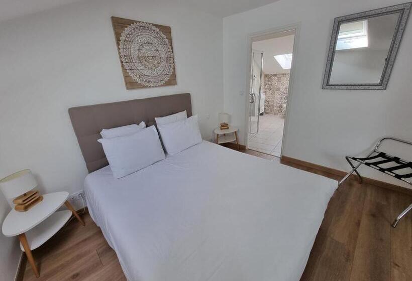 Bed and Breakfast Le Castel Guesthouse