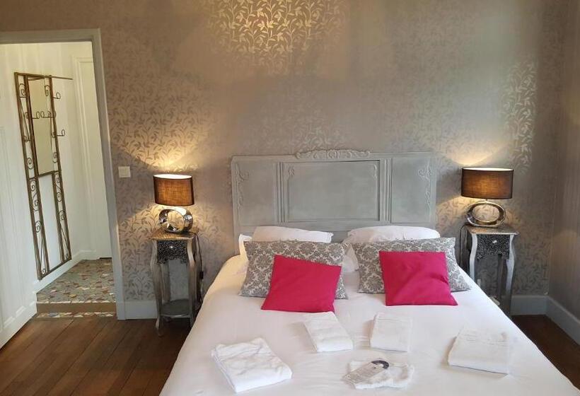 Bed and Breakfast Le Castel Guesthouse