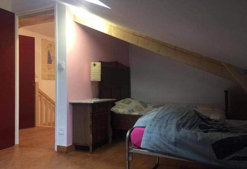 민박 Le Marconnès