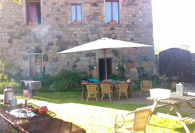 민박 Le Marconnès