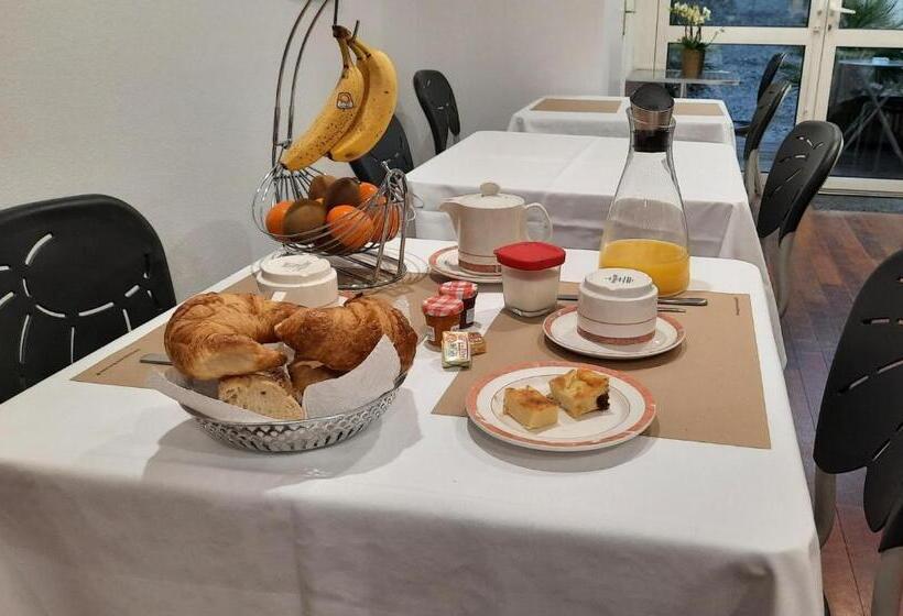 Hotel Au Bon Accueil