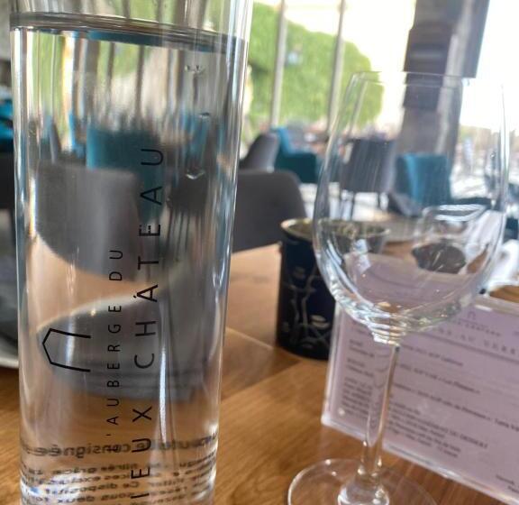 ホテル Auberge Du Vieux Château