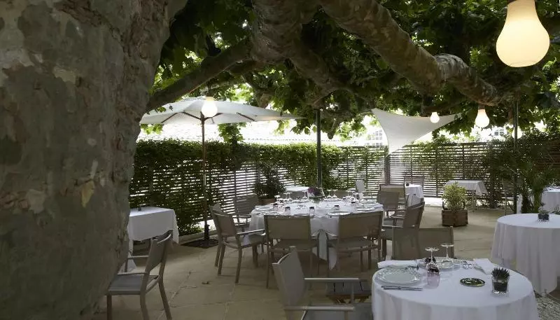Hotelli Logis Hôtel   Restaurant Maison Claude Darroze