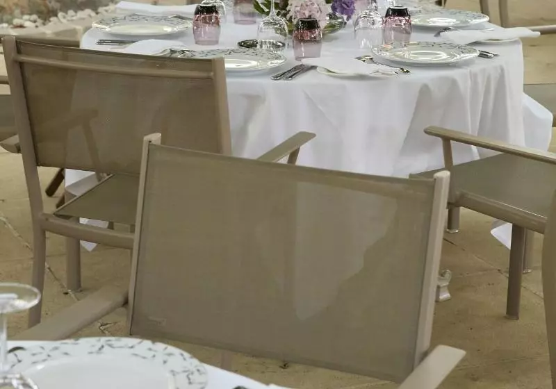 Hotelli Logis Hôtel   Restaurant Maison Claude Darroze
