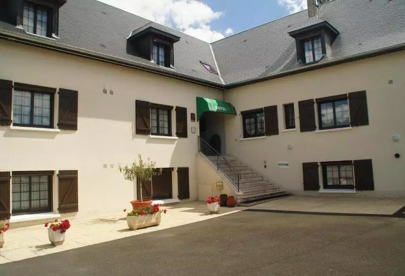 Hotelli Contact Hôtel Du Relais Thouars