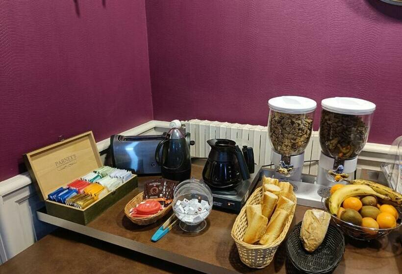 בית מלון כפרי Contact Hôtel Du Relais Thouars