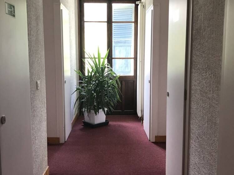 בית מלון כפרי Des Lacs