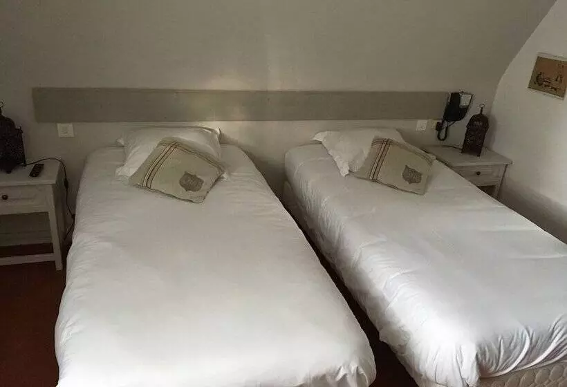 هتل Hôtel La Coudraie