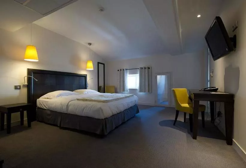 ホテル Hôtel Le Griffon D'or