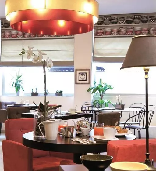ホテル Hôtel Le Griffon D'or
