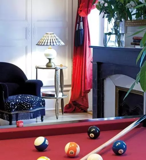 ホテル Hôtel Le Griffon D'or