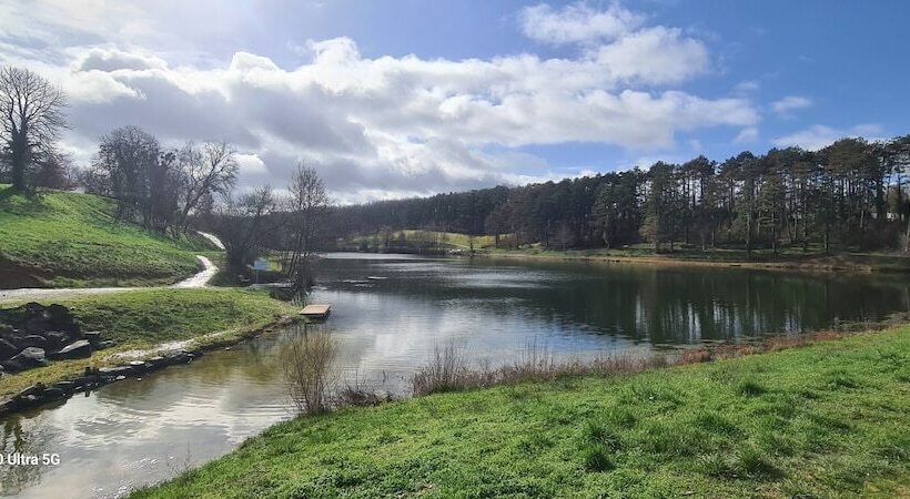 酒店 Hôtel Restaurant Du Lac