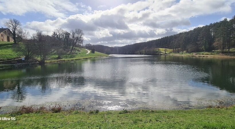 酒店 Hôtel Restaurant Du Lac