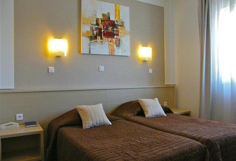 호텔 Hôtel Restaurant L  Empereur