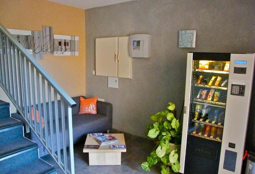 호텔 Hôtel Restaurant L  Empereur