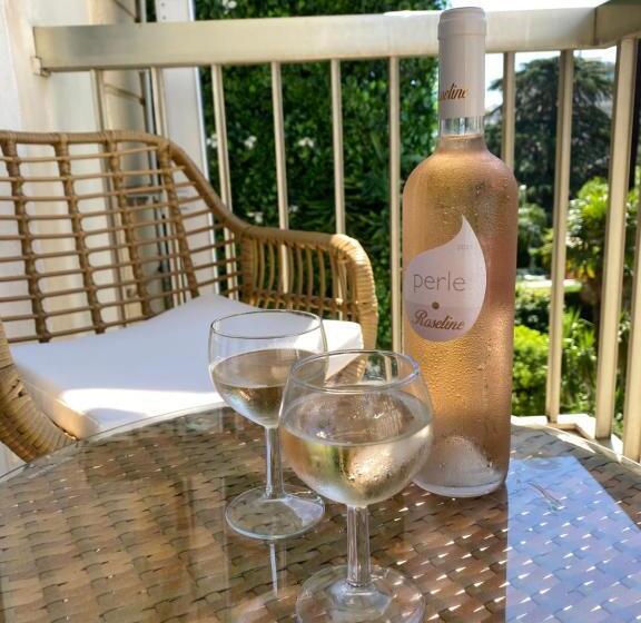 ホテル Jardin Croisette