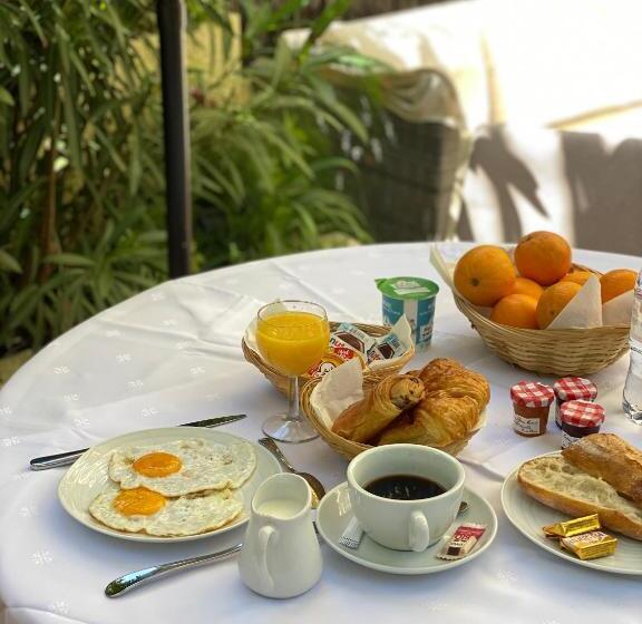 ホテル Jardin Croisette