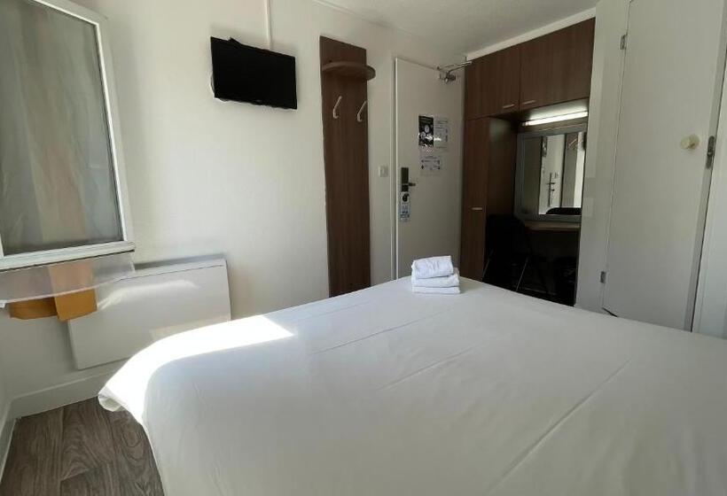 فندق Kyriad Direct Val De Reuil