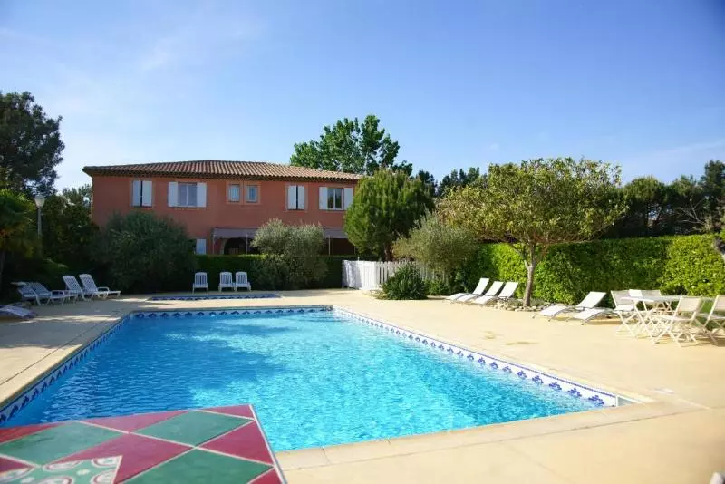 Logis Hotel & Restaurant L Etape Bouc Bel Air   Gardanne
