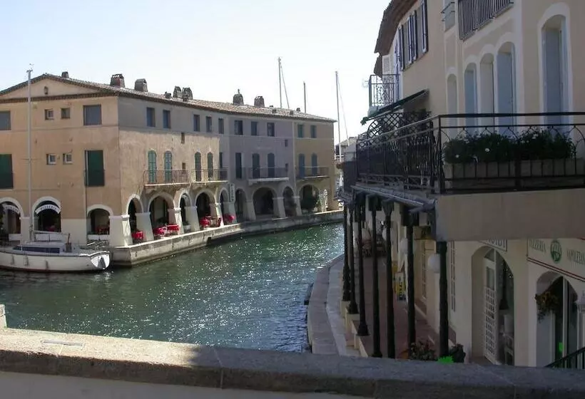 هتل Hôtel La Pierrerie