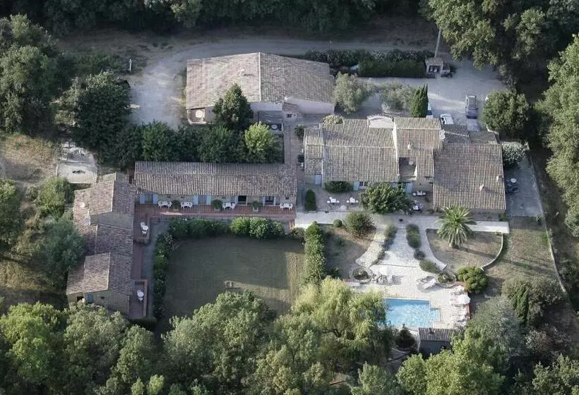 هتل Hôtel La Pierrerie