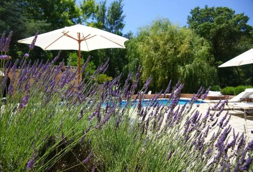 هتل Hôtel La Pierrerie