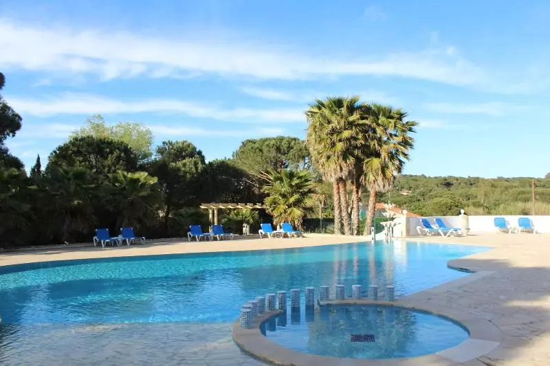 Hotelli La Romarine