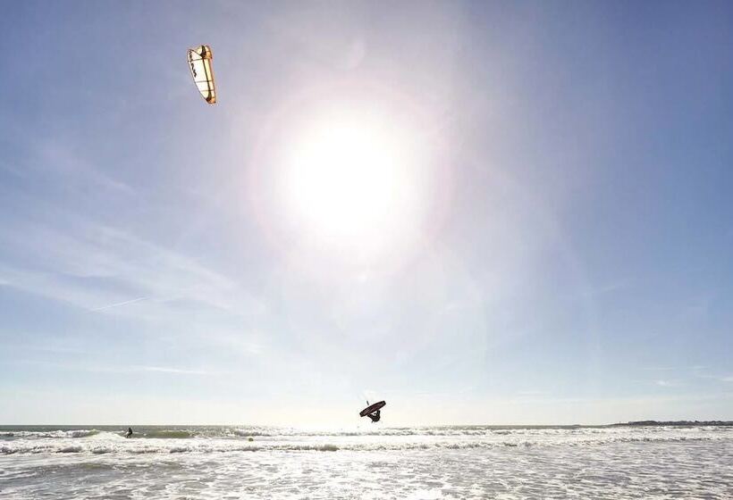 هتل Le Marais Restaurant Caillebotte
