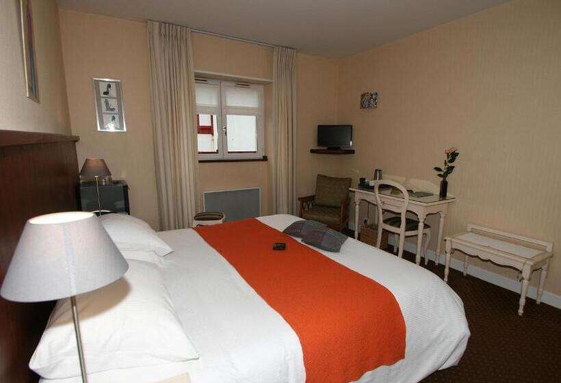 בית מלון כפרי Les Almadies Coeur De Ville