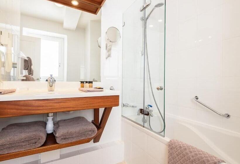 בית מלון כפרי Les Almadies Coeur De Ville