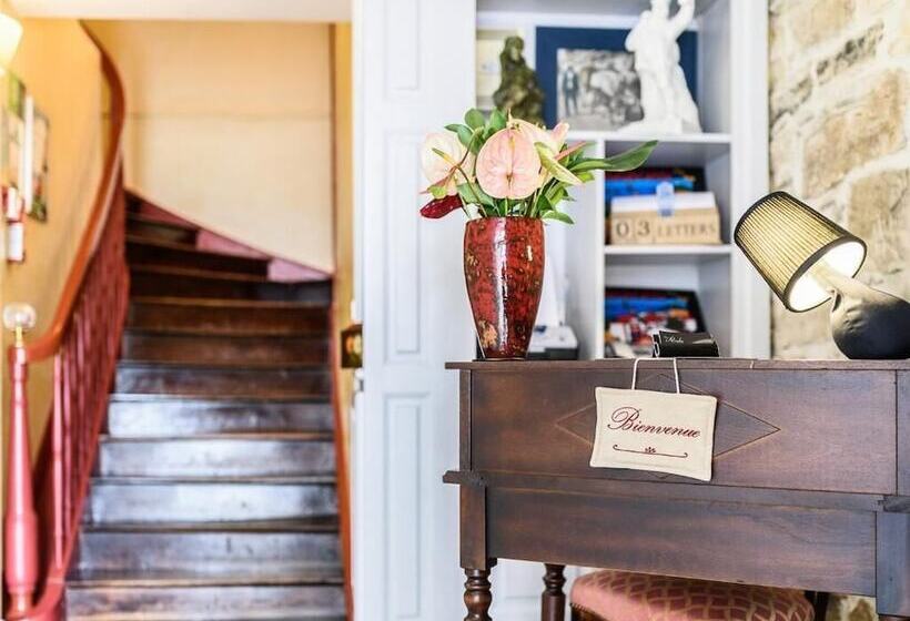 בית מלון כפרי Les Almadies Coeur De Ville