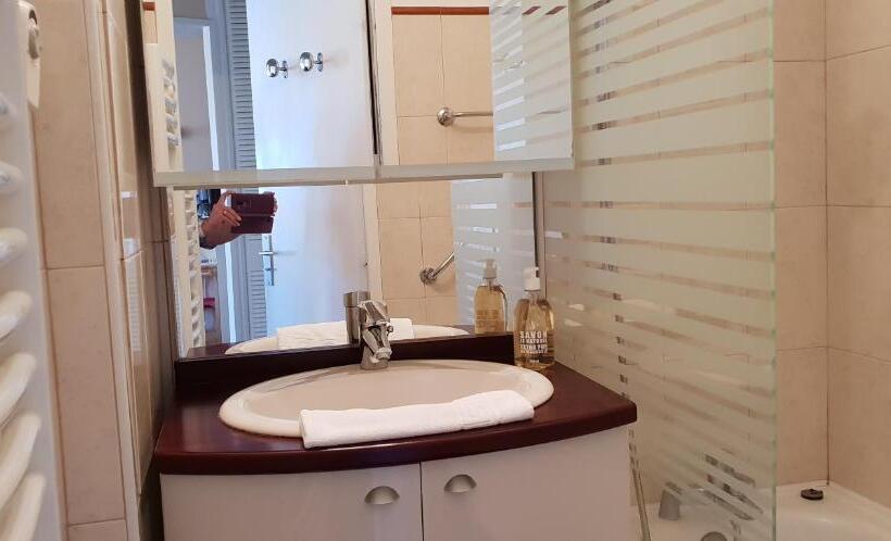 בית מלון כפרי Les Colonnes