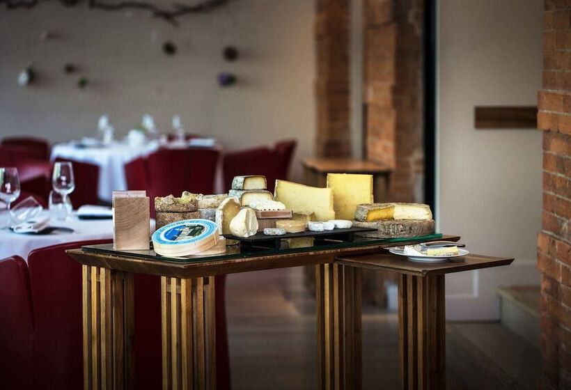 فندق Maison Decoret   Relais & Châteaux