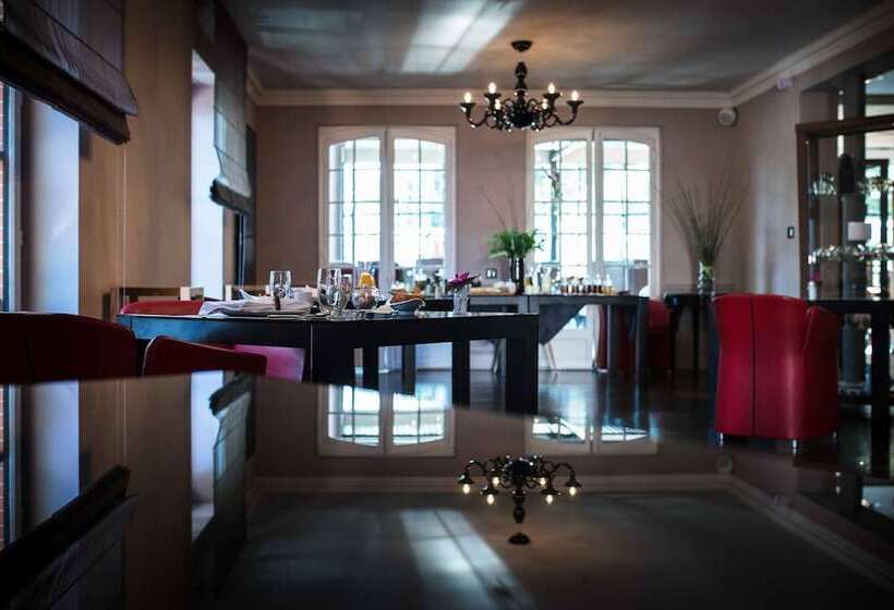 فندق Maison Decoret   Relais & Châteaux