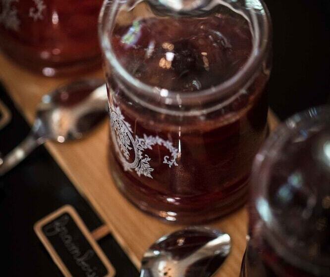 فندق Maison Decoret   Relais & Châteaux