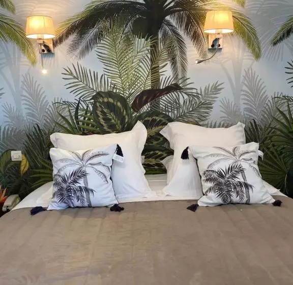ホテル Manoir De Rigourdaine