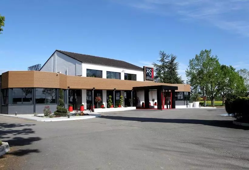 هتل Relais Saint Jacques Chateauroux