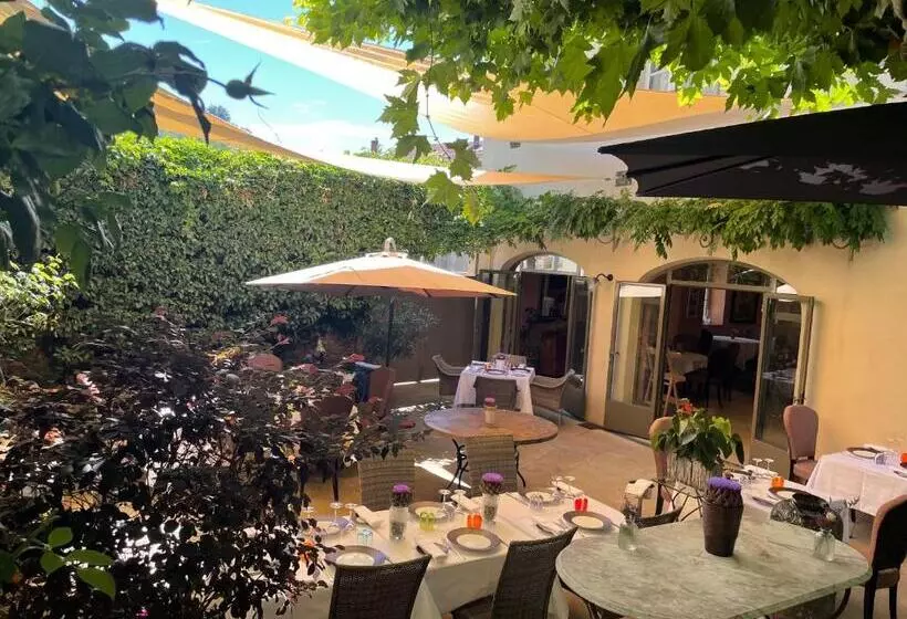 Hotelli Restaurant Chartron