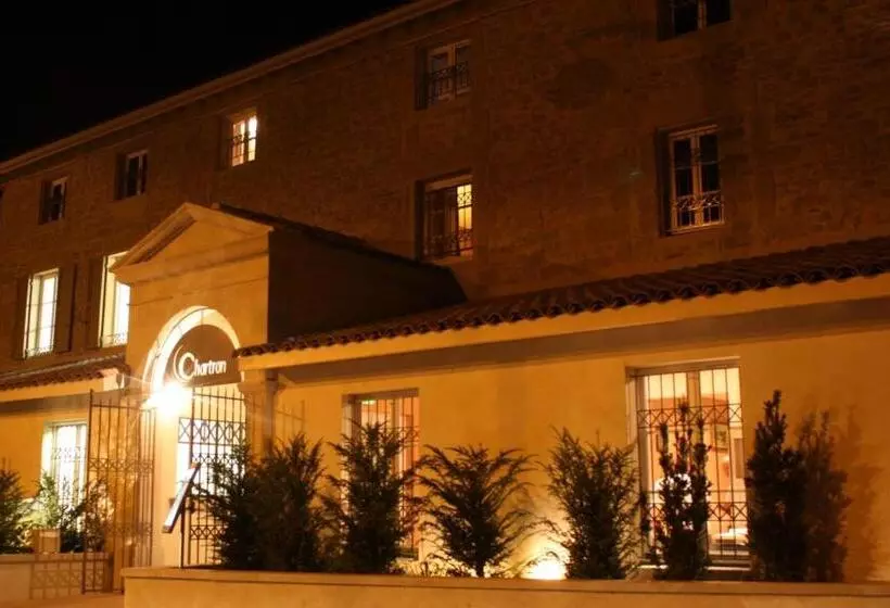 Hotelli Restaurant Chartron